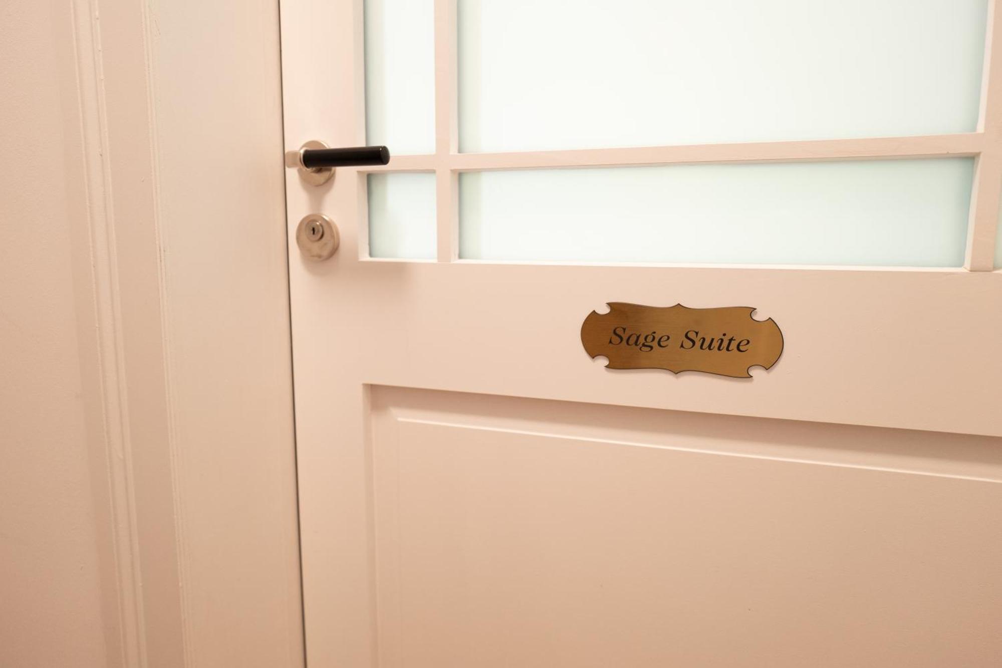 Sage Apartemen Zurich